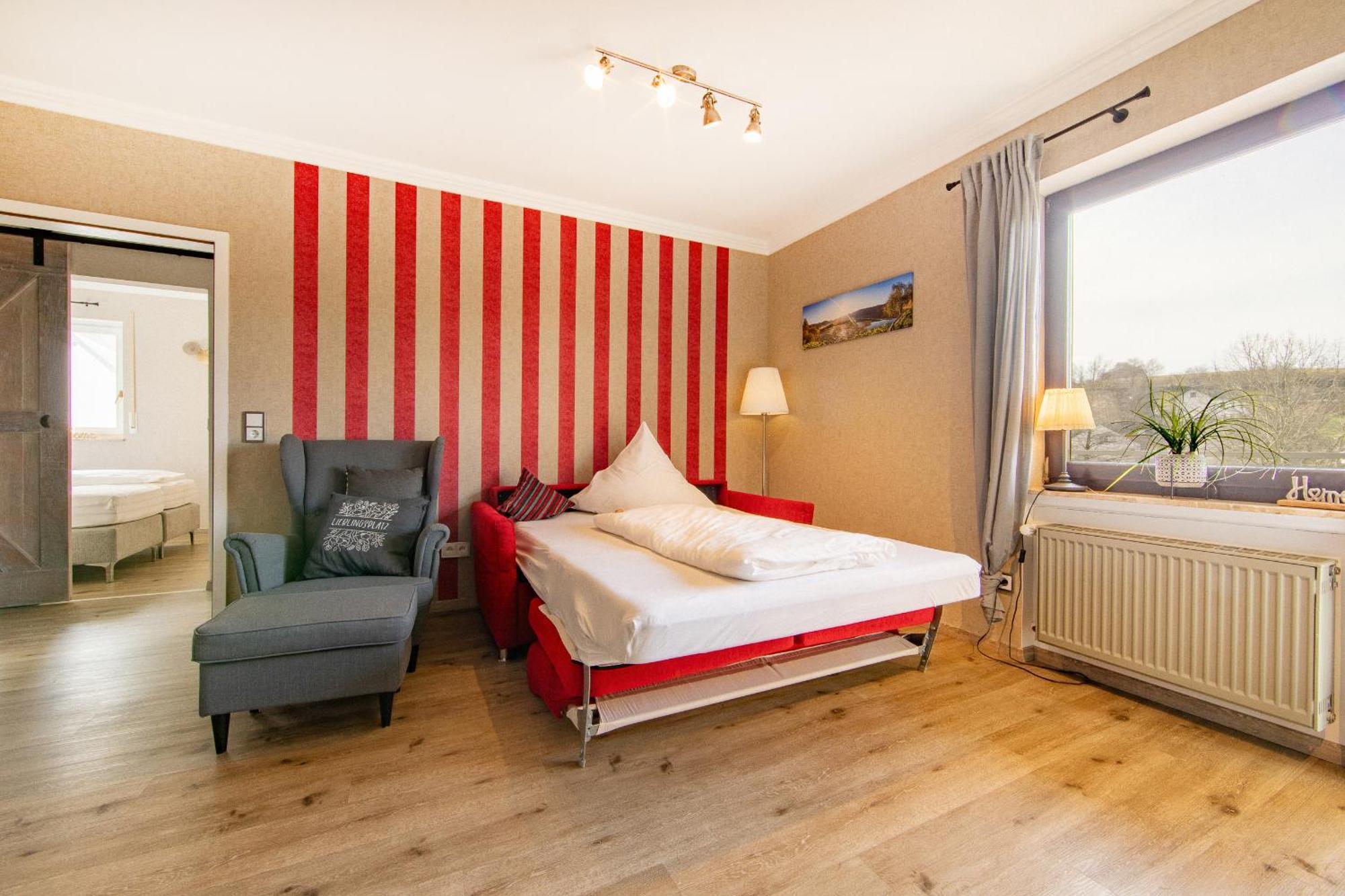 Landgasthaus Zum Kreuzberg Schonbach  Екстер'єр фото