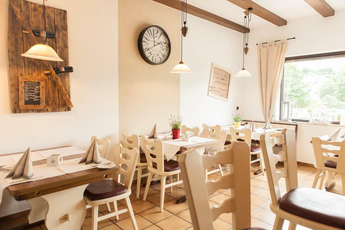 Landgasthaus Zum Kreuzberg Schonbach  Екстер'єр фото